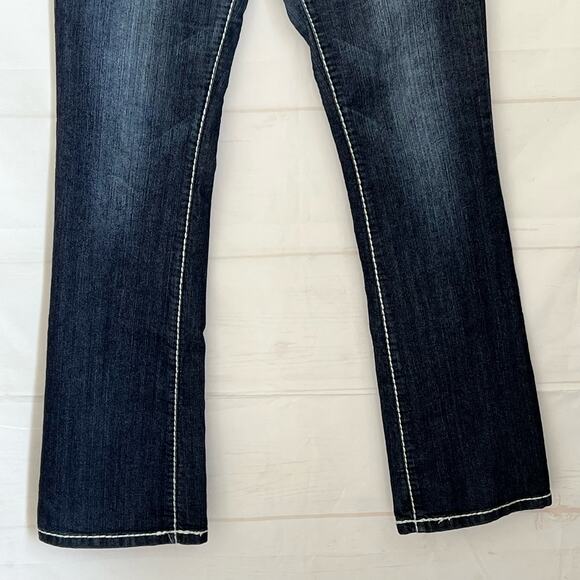 Miss Chic Women's Denim Jeans Size 9 Mid Rise Dark Wash Bling Embroidered - Picture 9 of 15